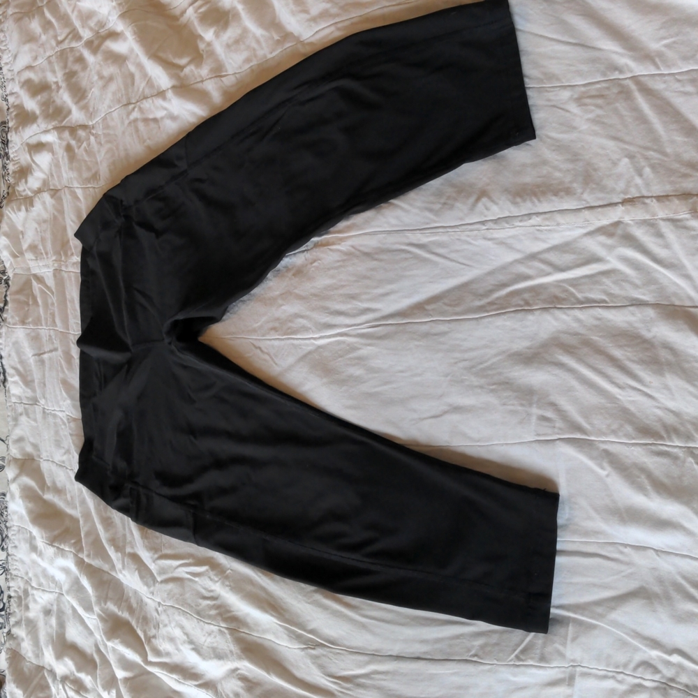 Zyia Active Black leggings w/pockets